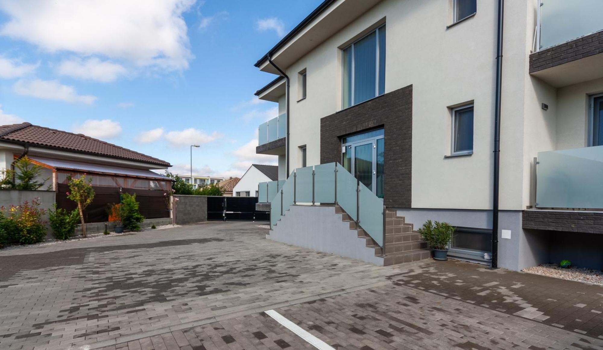 Apartmany Katalin Dunajska Streda Exterior photo
